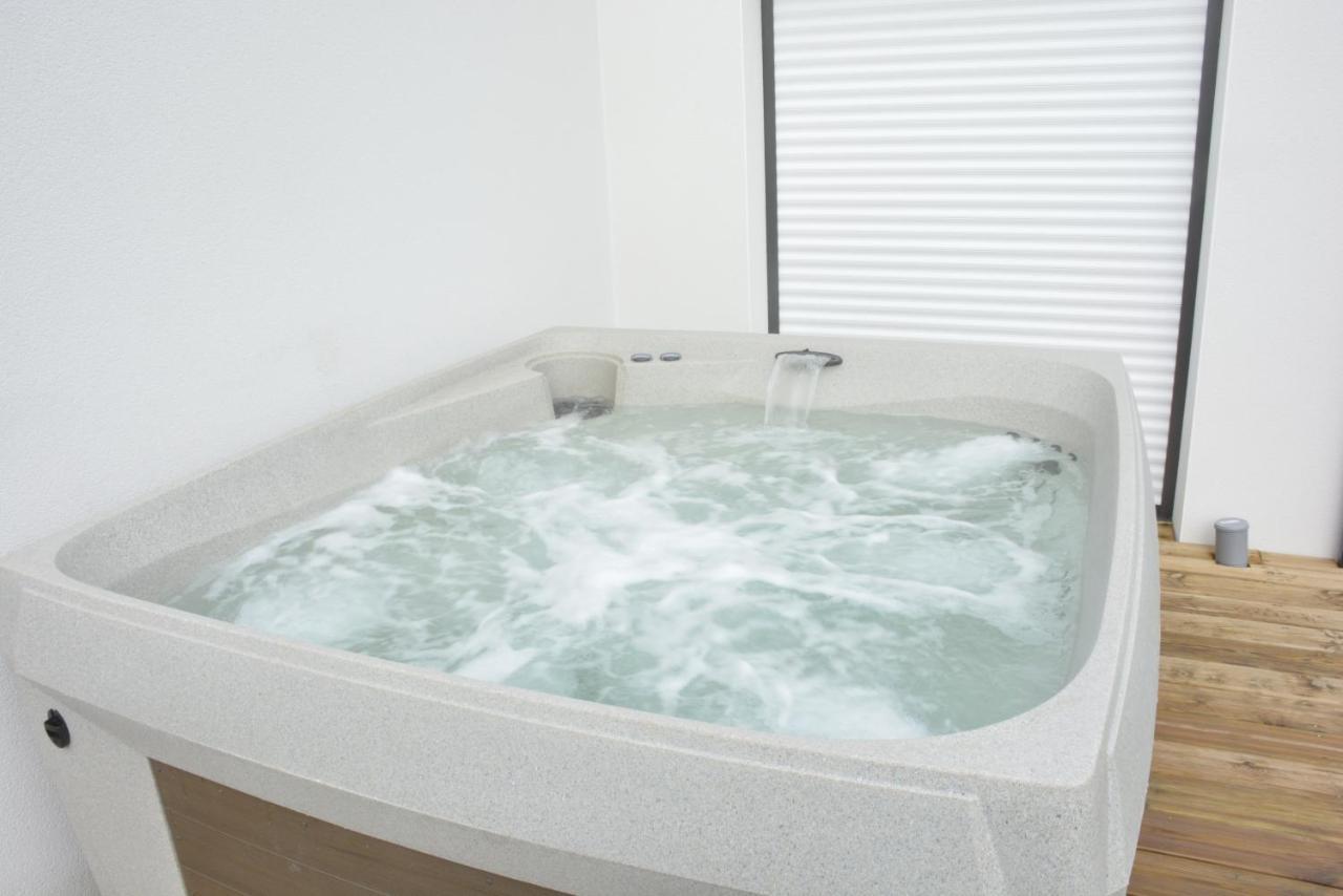 Maison A 200M Des Plages Avec Jacuzzi 트레건크 외부 사진